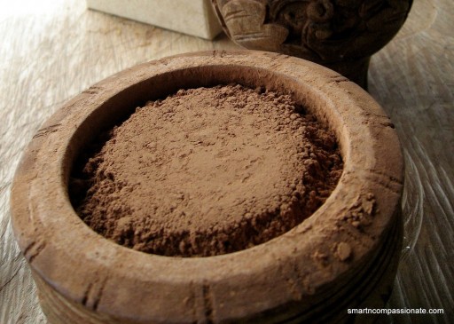 Raw cacao powder