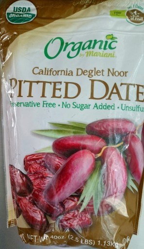 2.5 Lb Organic Pitted California Deglet Noor Dates by Mariani 